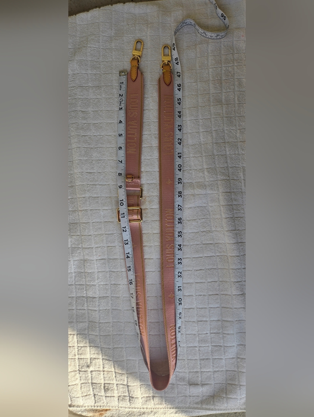 Louis Vuitton Shoulder Strap Adjustable Crossbody Shoulder Pink And Gold - Picture 8 of 10